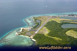 Aerial photo Los Roques Airport